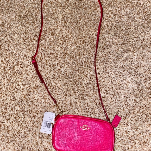 CHECK @thedustycarrot 🆕Pink/Ruby Small Coach - Picture 13 of 14
